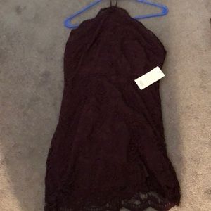 Tobi NWT maroon size medium dress